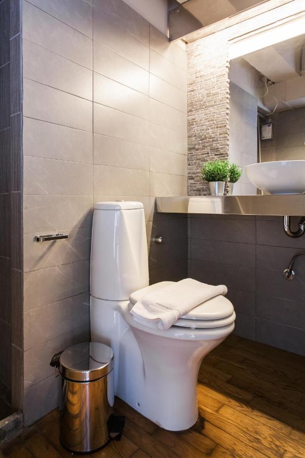 Artists' Favorite Spacious Loft Near Acropolis!! Athens Luaran gambar